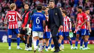 Lisandro Martínez’s Man United Future in Doubt After Hierarchy Criticism